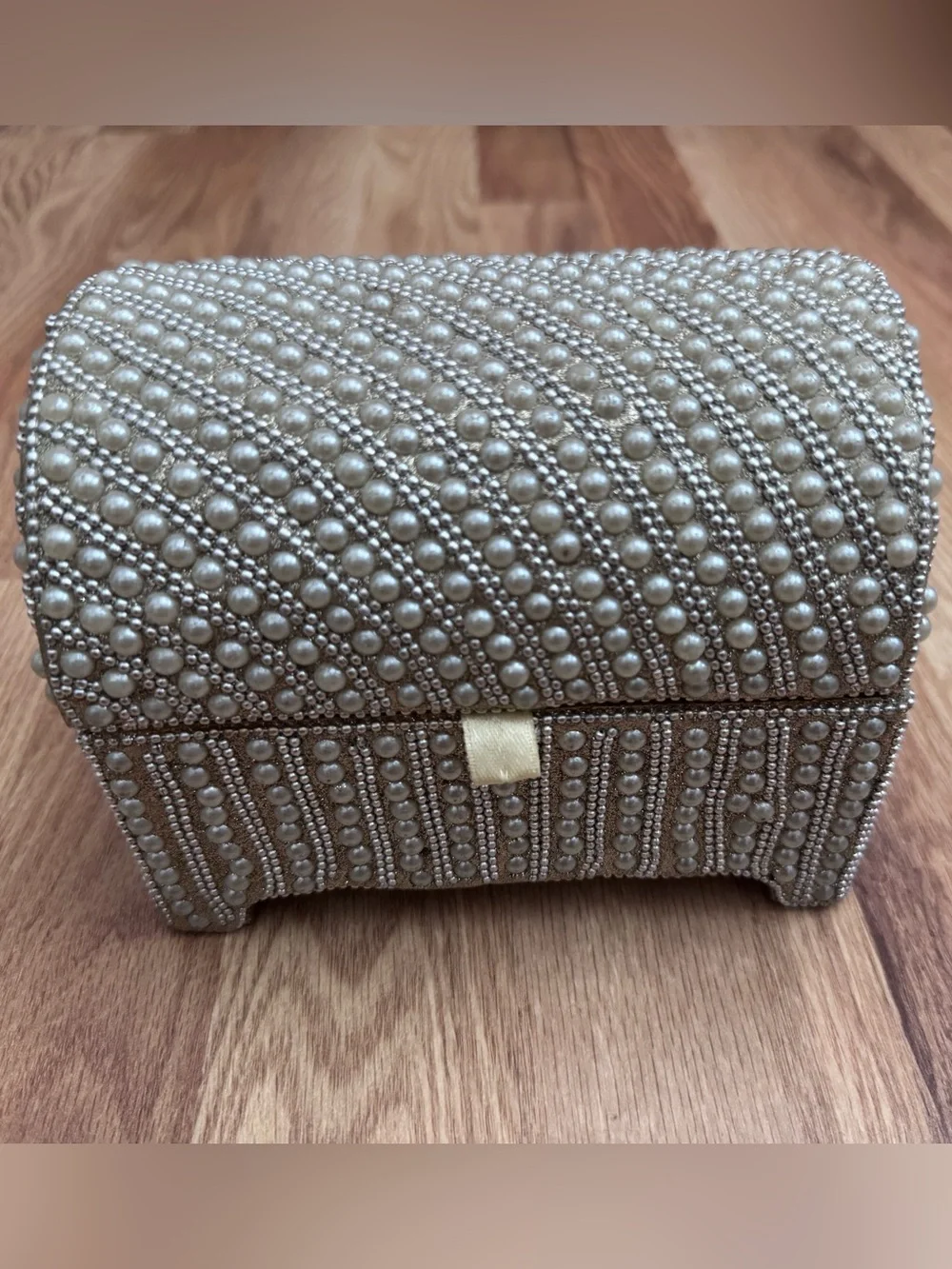 Vintage Beaded Pearl Embellished Jewelry Box - Cream Pearl Detail